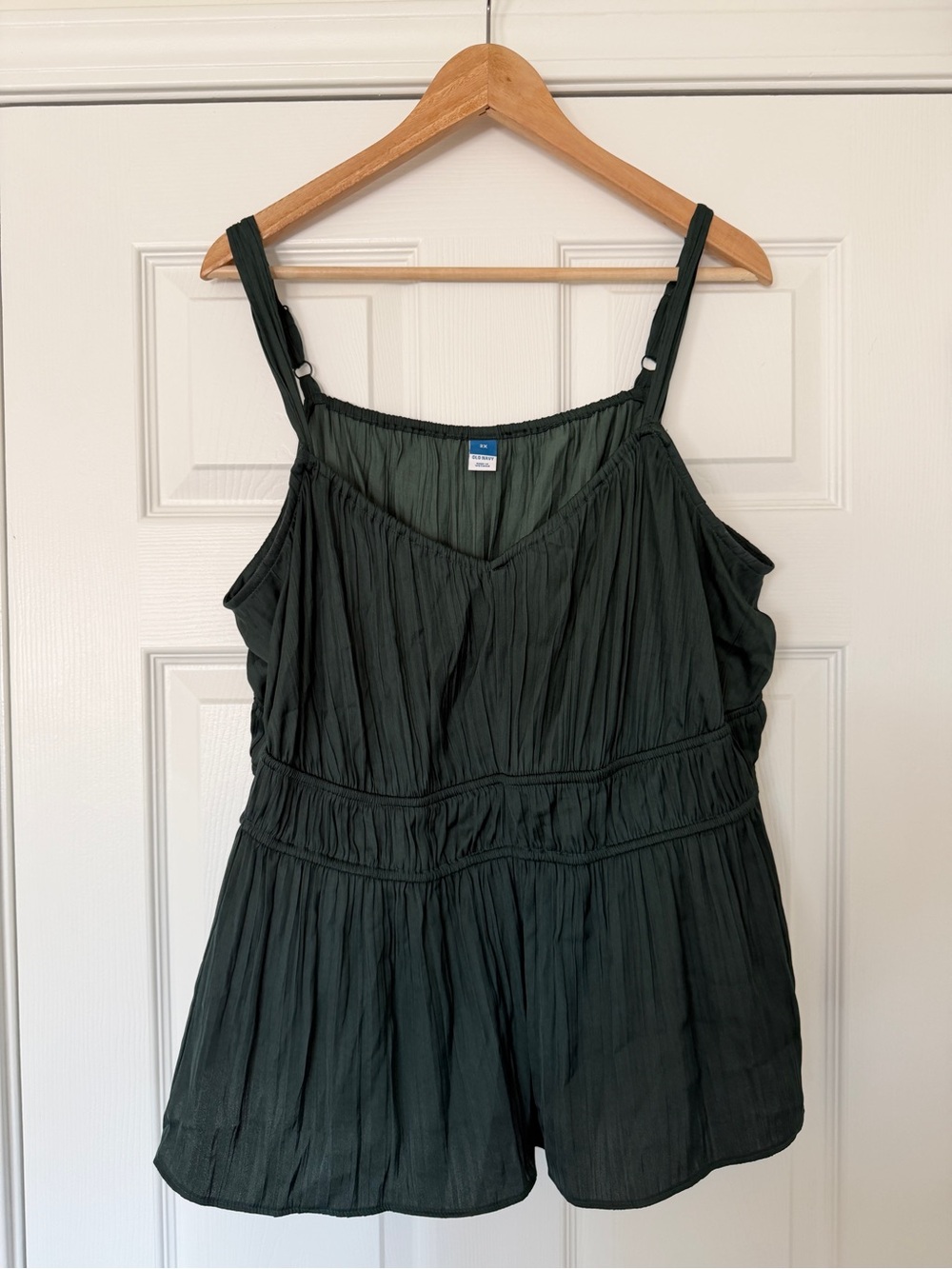 Old Navy Dark Forest Green Crinkled Tank